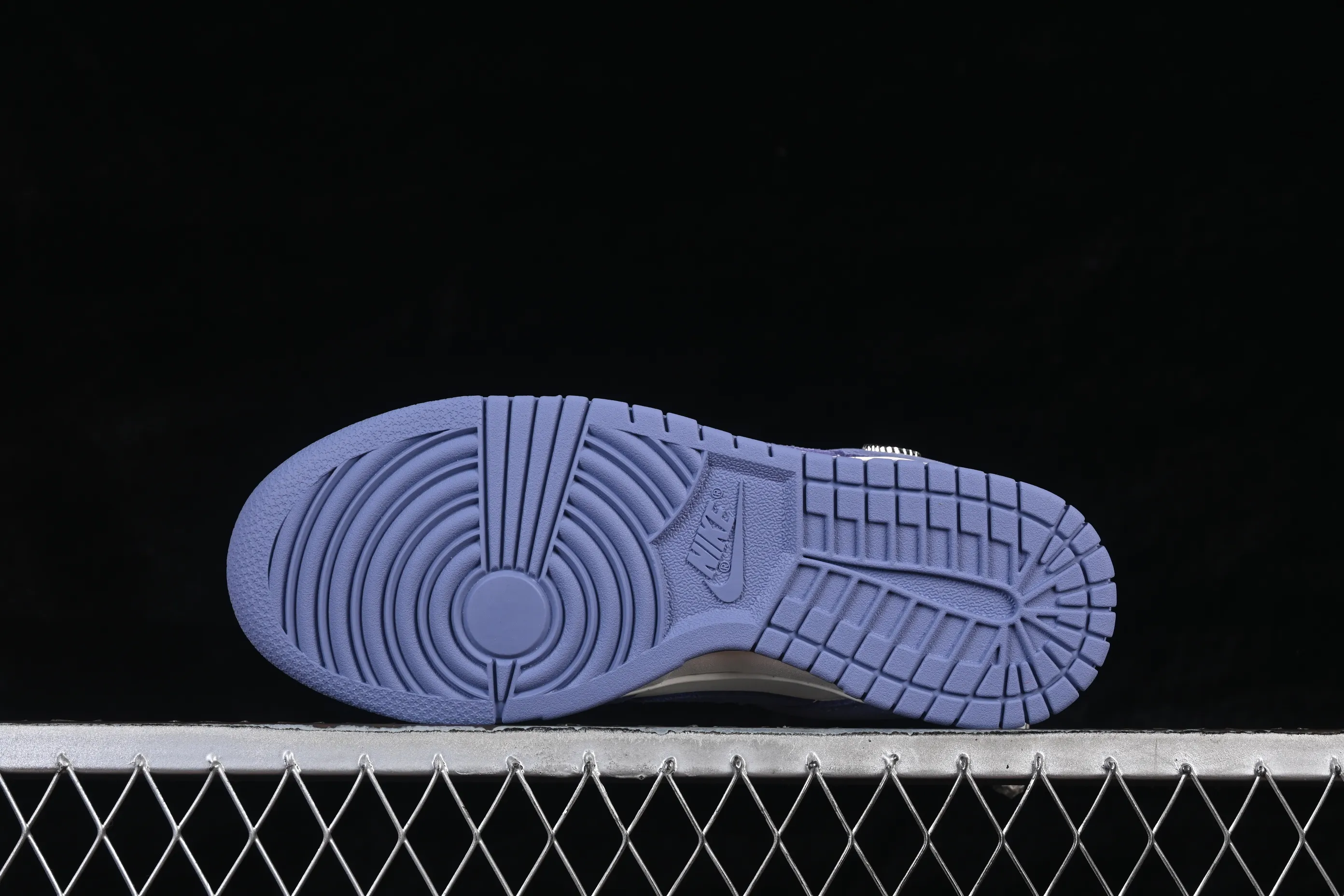 All Categories Nk SB Dunk Series Nk SB Dunk Low Low-top sneakers Nike SB Dunk Low Year of the Horse Blue and White Low-top casual sneakers IB4417-103